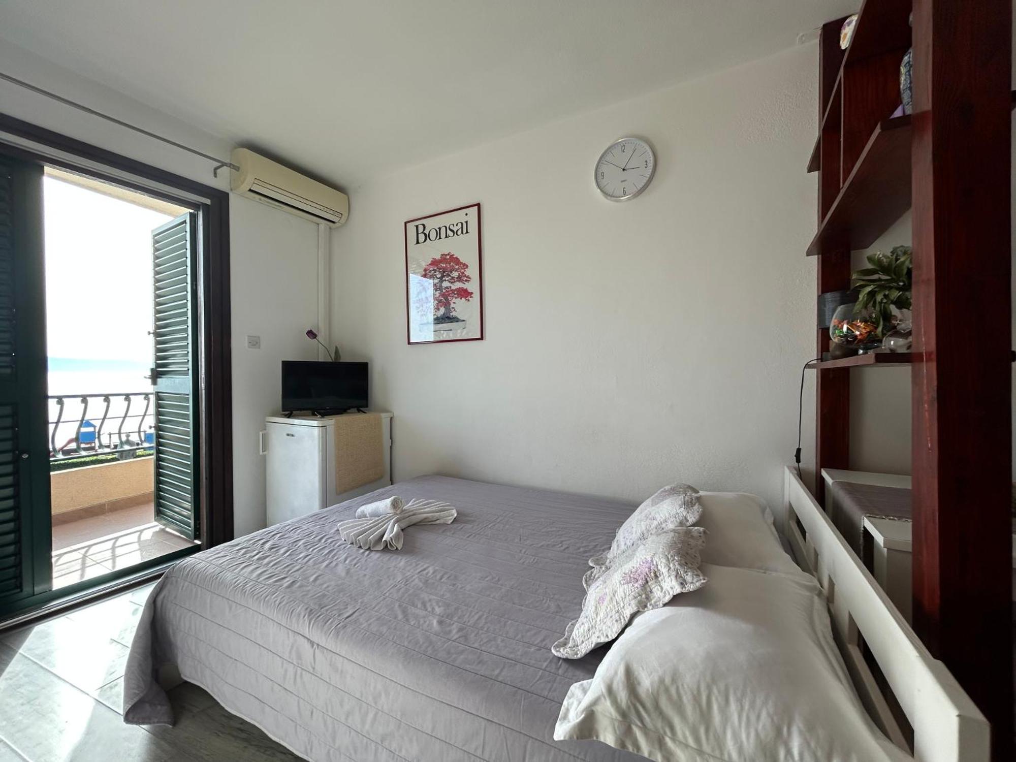 Seafront Studio Apartment+Balcony Podgora Exteriér fotografie